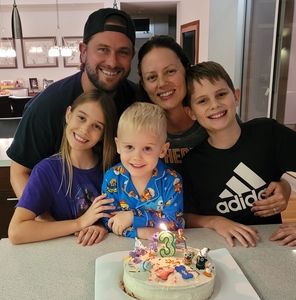 Meet your Posher, Rebecca